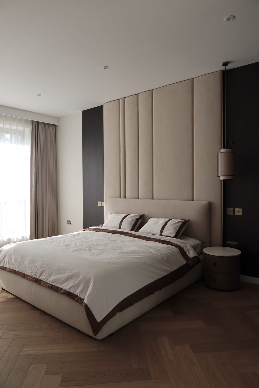 Upholstered bed
