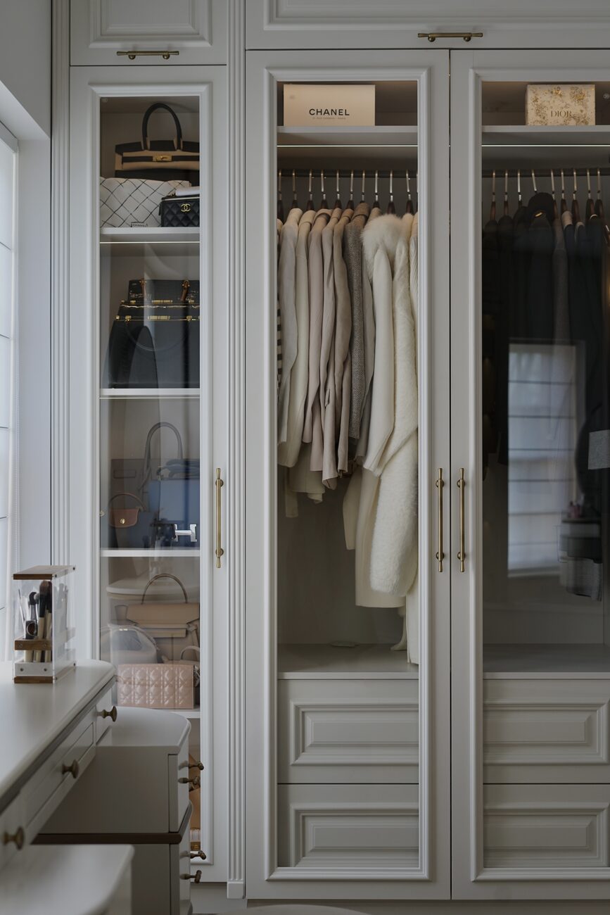 Cream dressing room